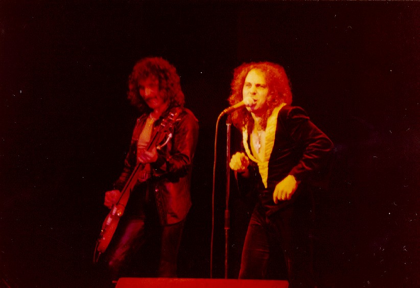 Ronnie and
Geezer on stage